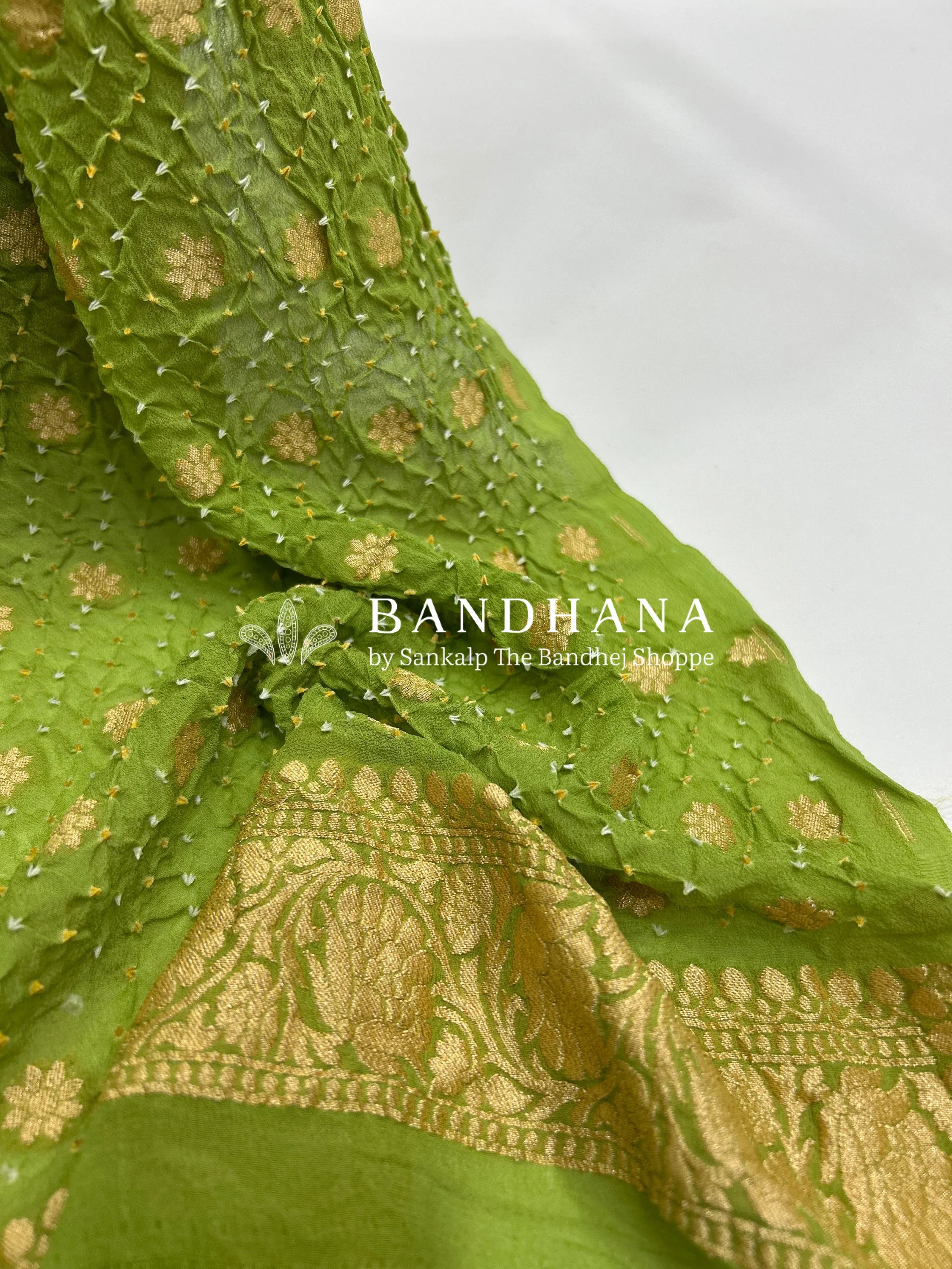 Parrot Green Georgette Banarasi Bandhani Kurti Material green / Georgette Dresses