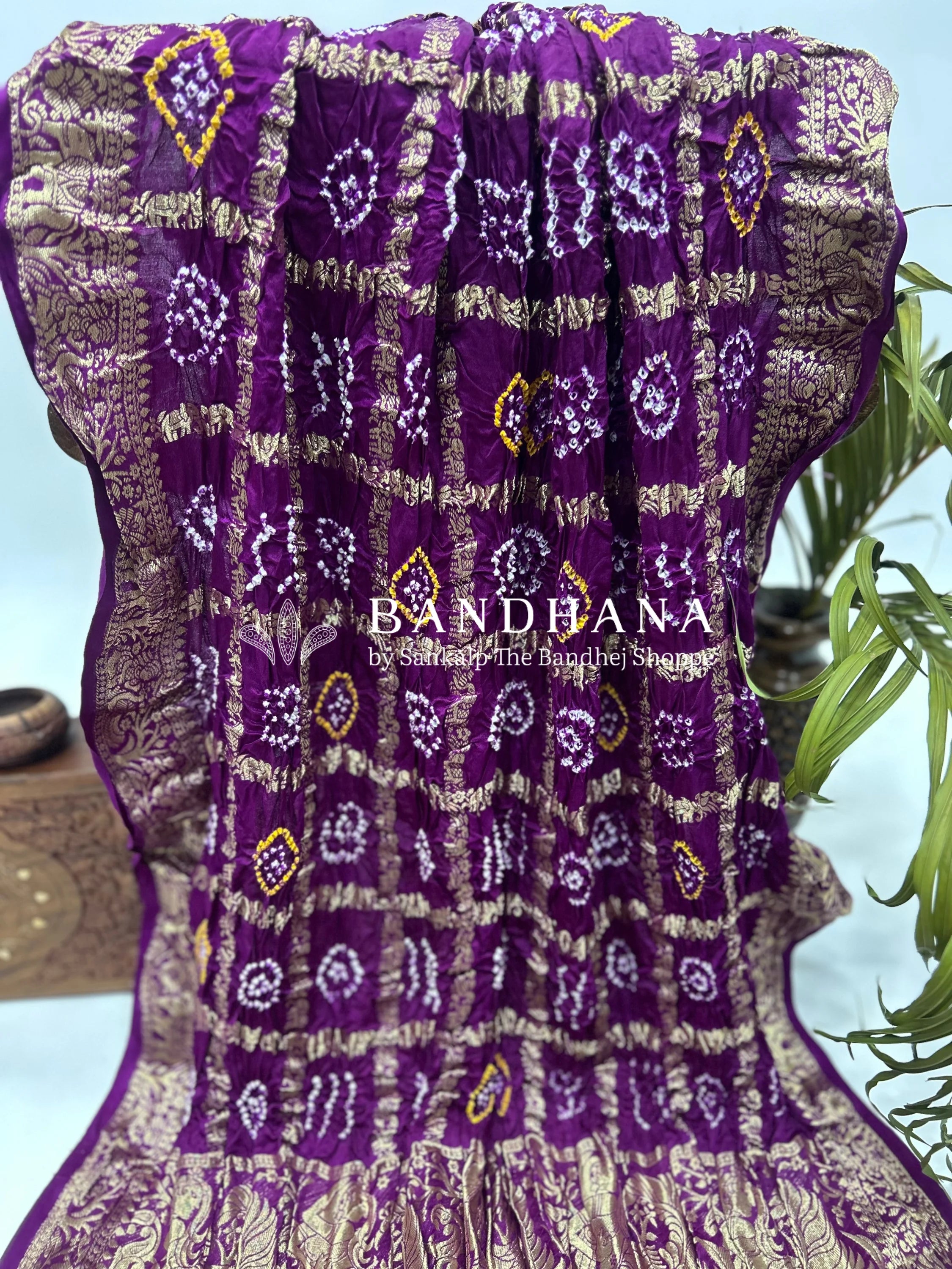 Purple Gajji Nakshi Gharchola Bandhani Saree purple / Gajji Sarees