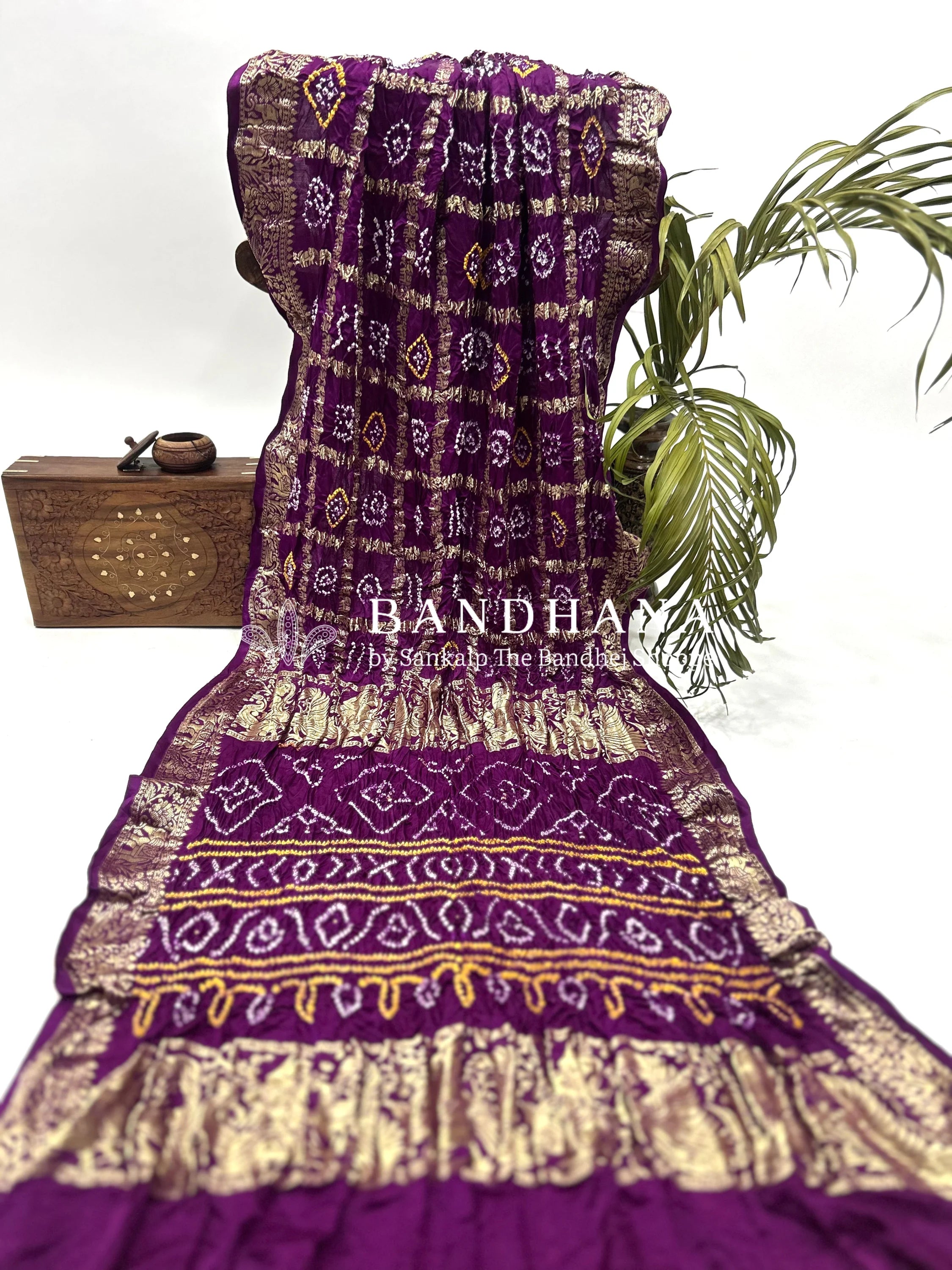 Purple Gajji Nakshi Gharchola Bandhani Saree purple / Gajji Sarees