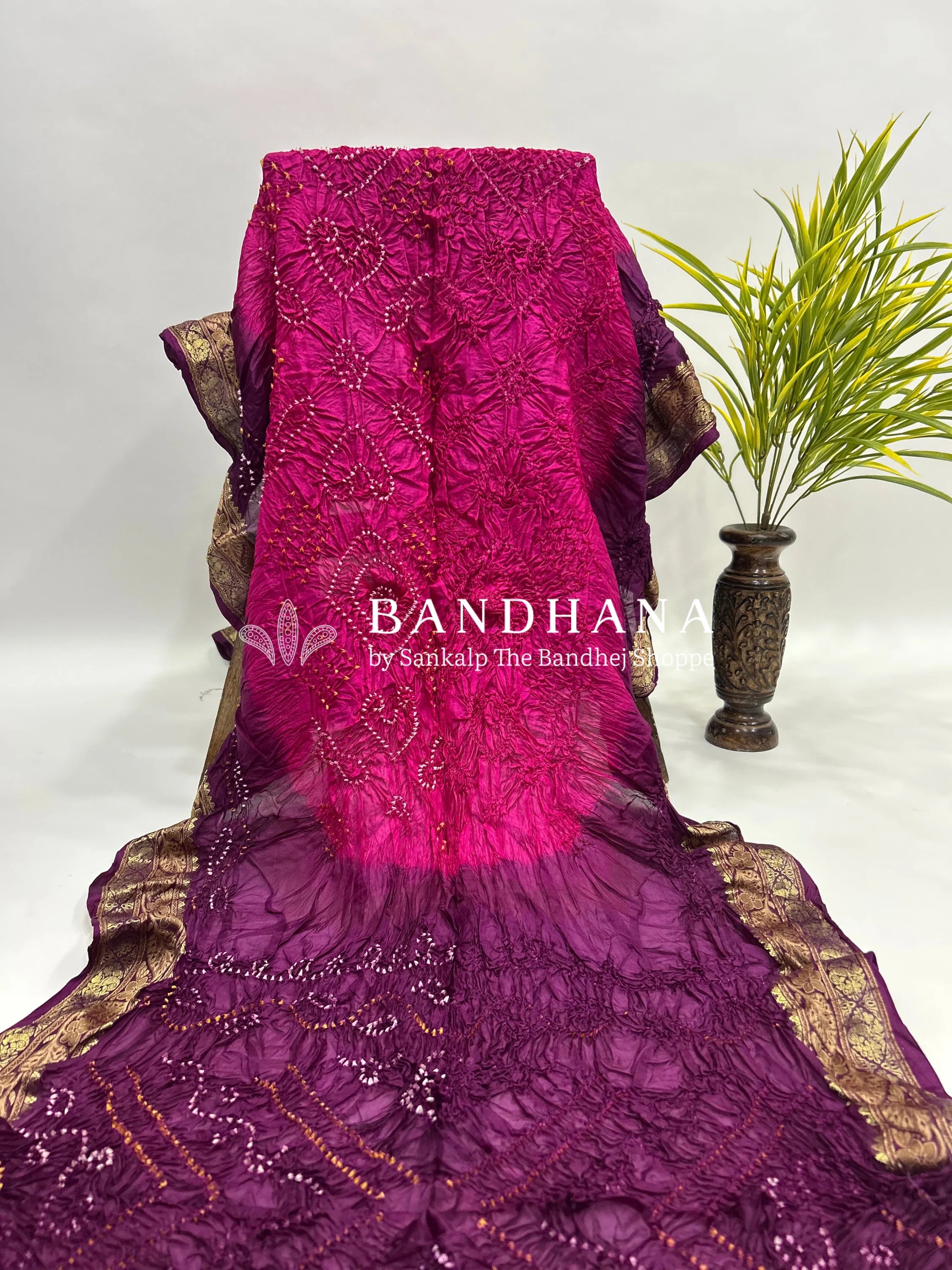 Rani & Magenta Soft Silk Resham Palav Bandhani Saree magenta / Soft Silk Sarees