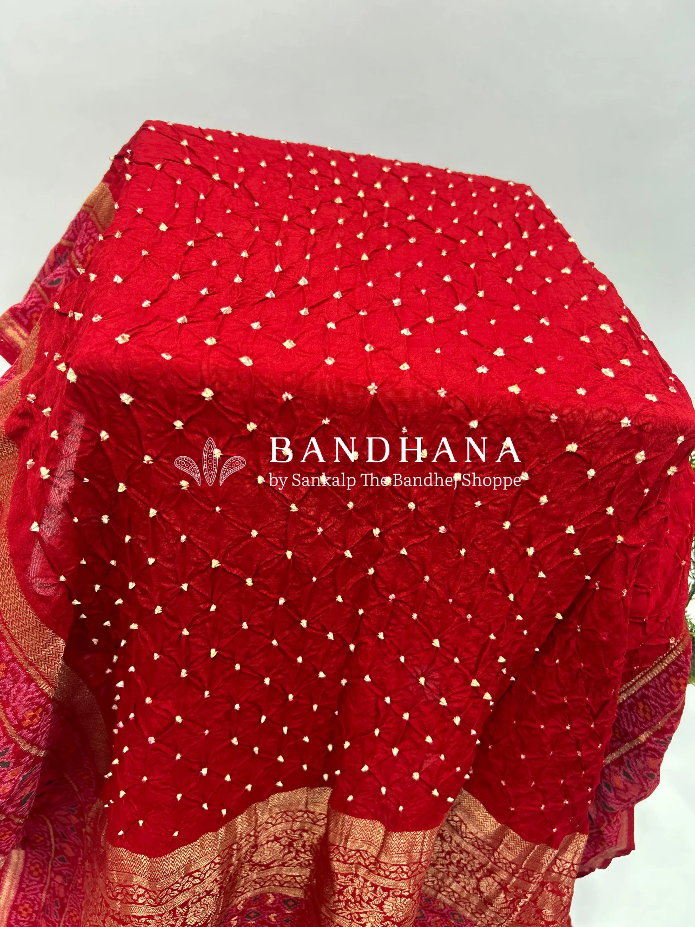 Red Color Malai Silk Single Dot Bandhani Saree red / Malai Silk Sarees