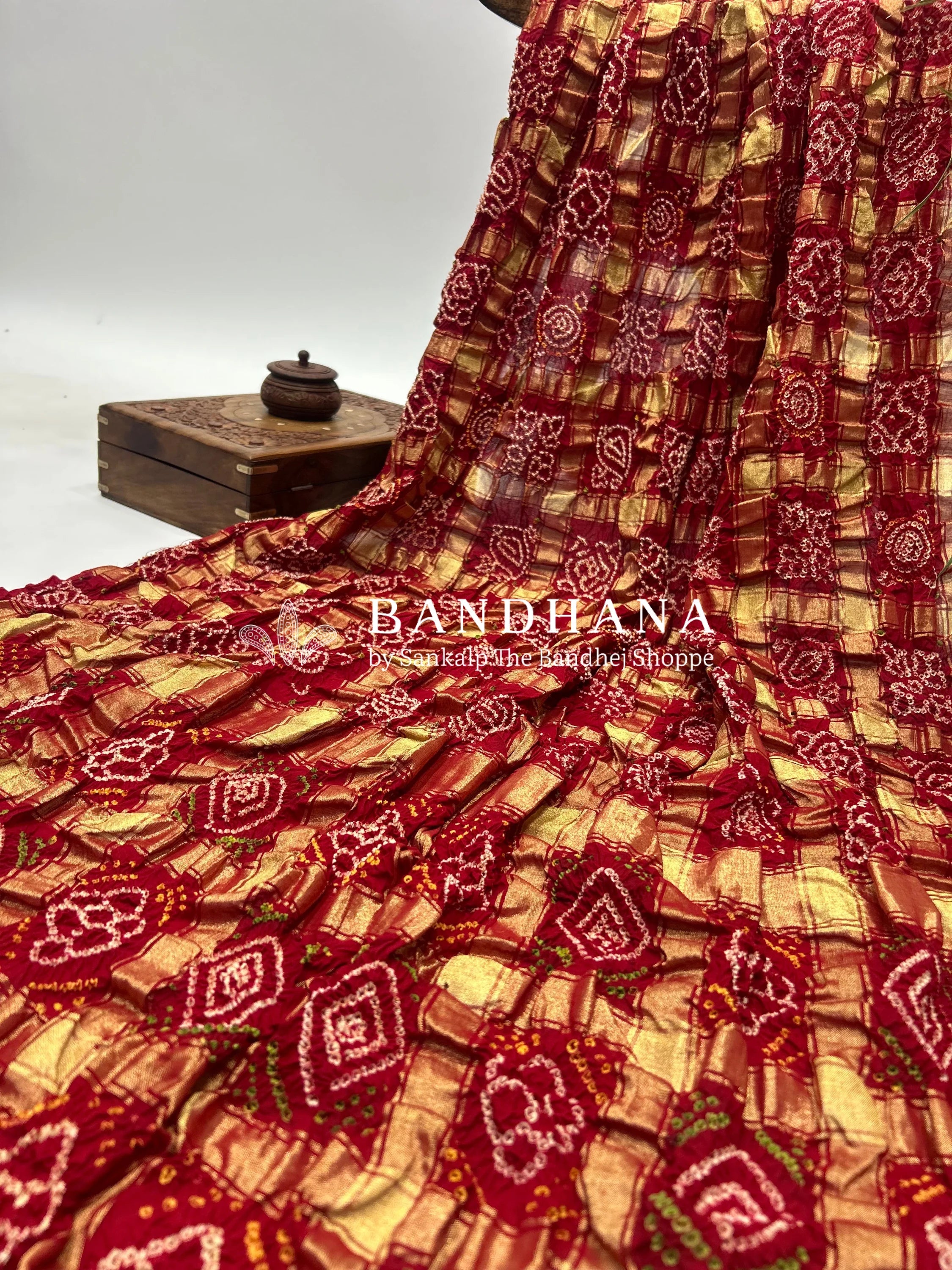 Red Cotton Tradtional Garchola Saree Sarees