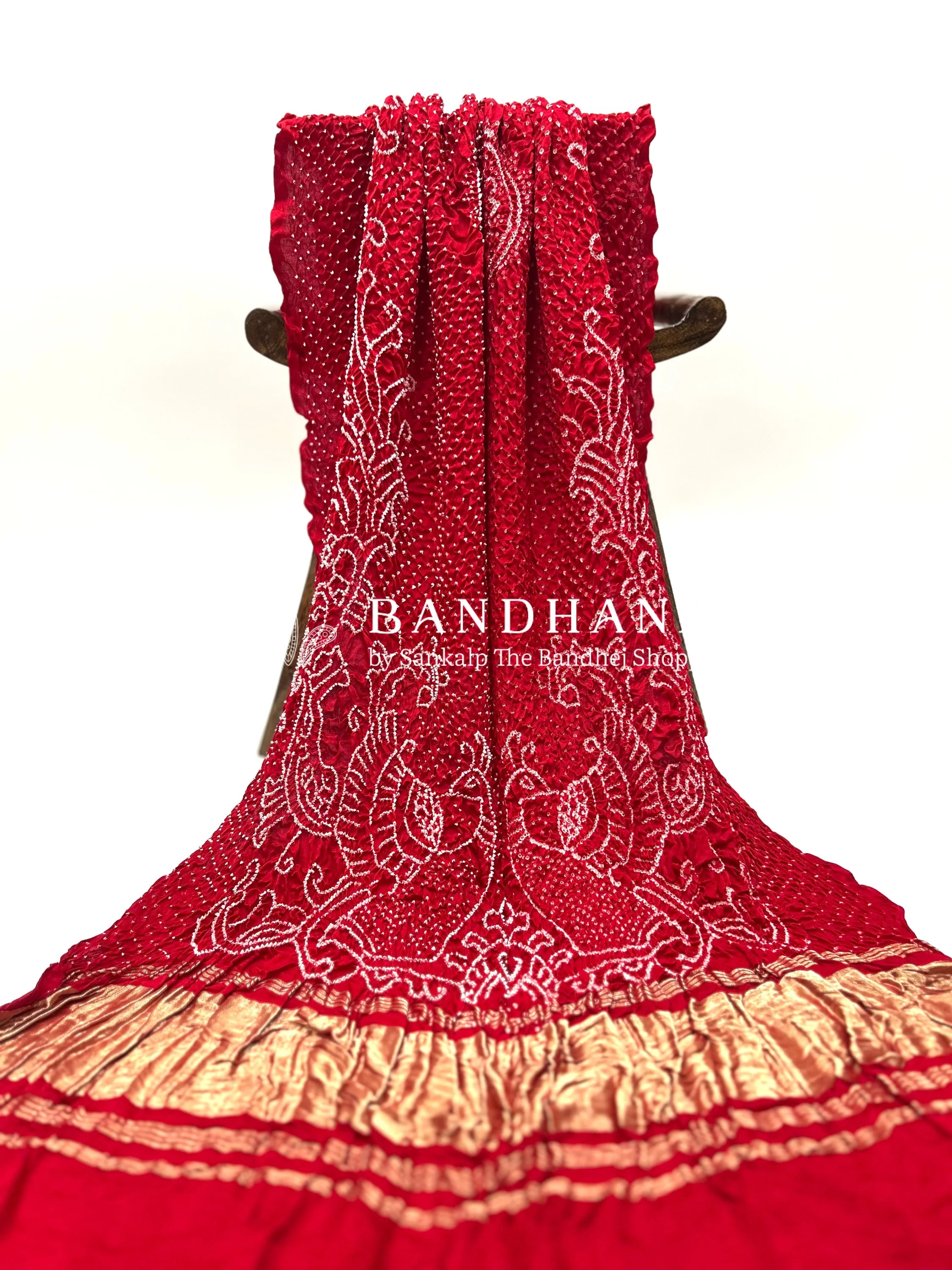 Red Gaji Silk Mor Pankh Bandhani Dupatta red / Gajji Silk Dupattas