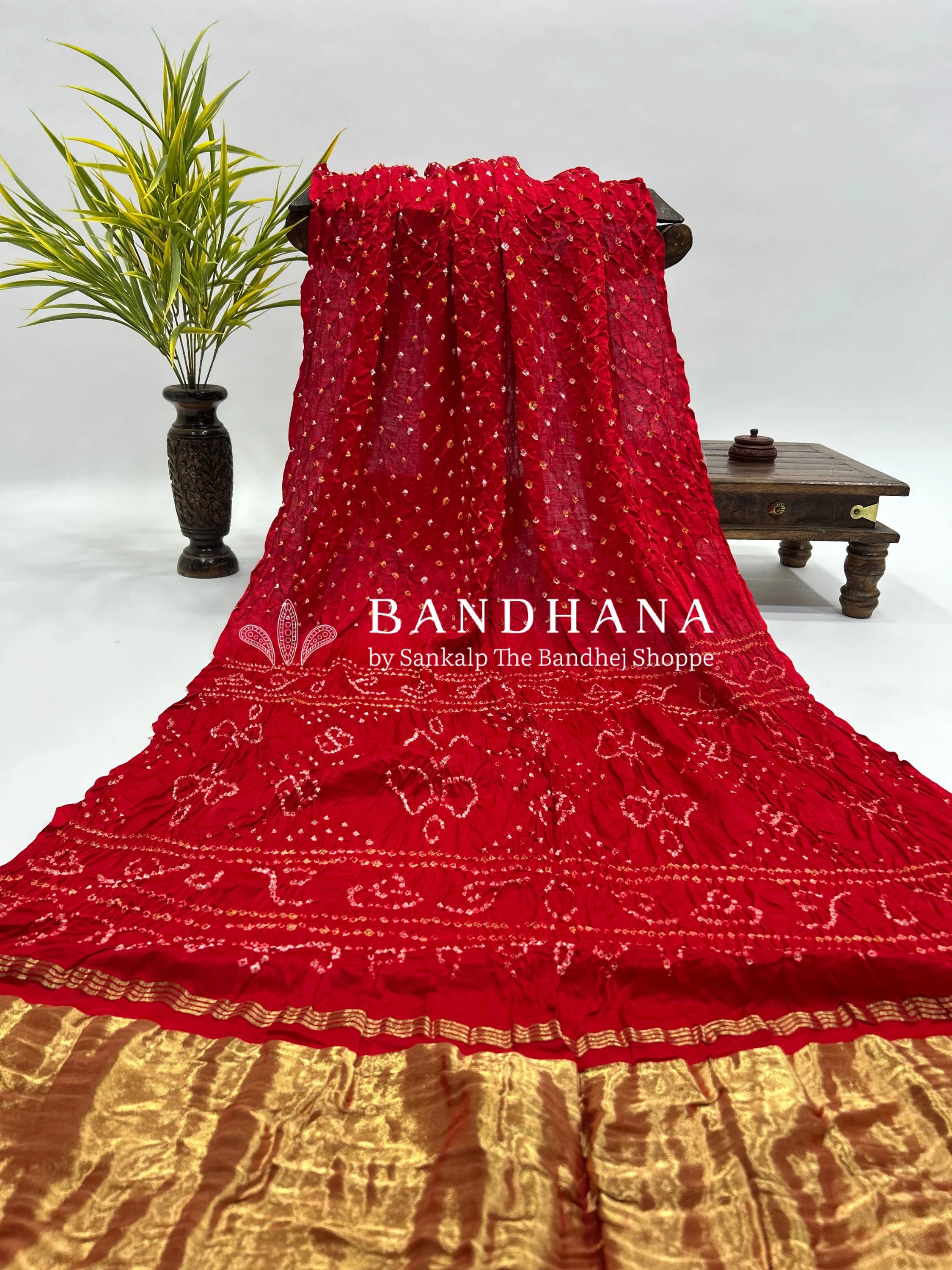 Red Gajji Silk Single Dot Bandhani Saree red / Gajji Silk Sarees