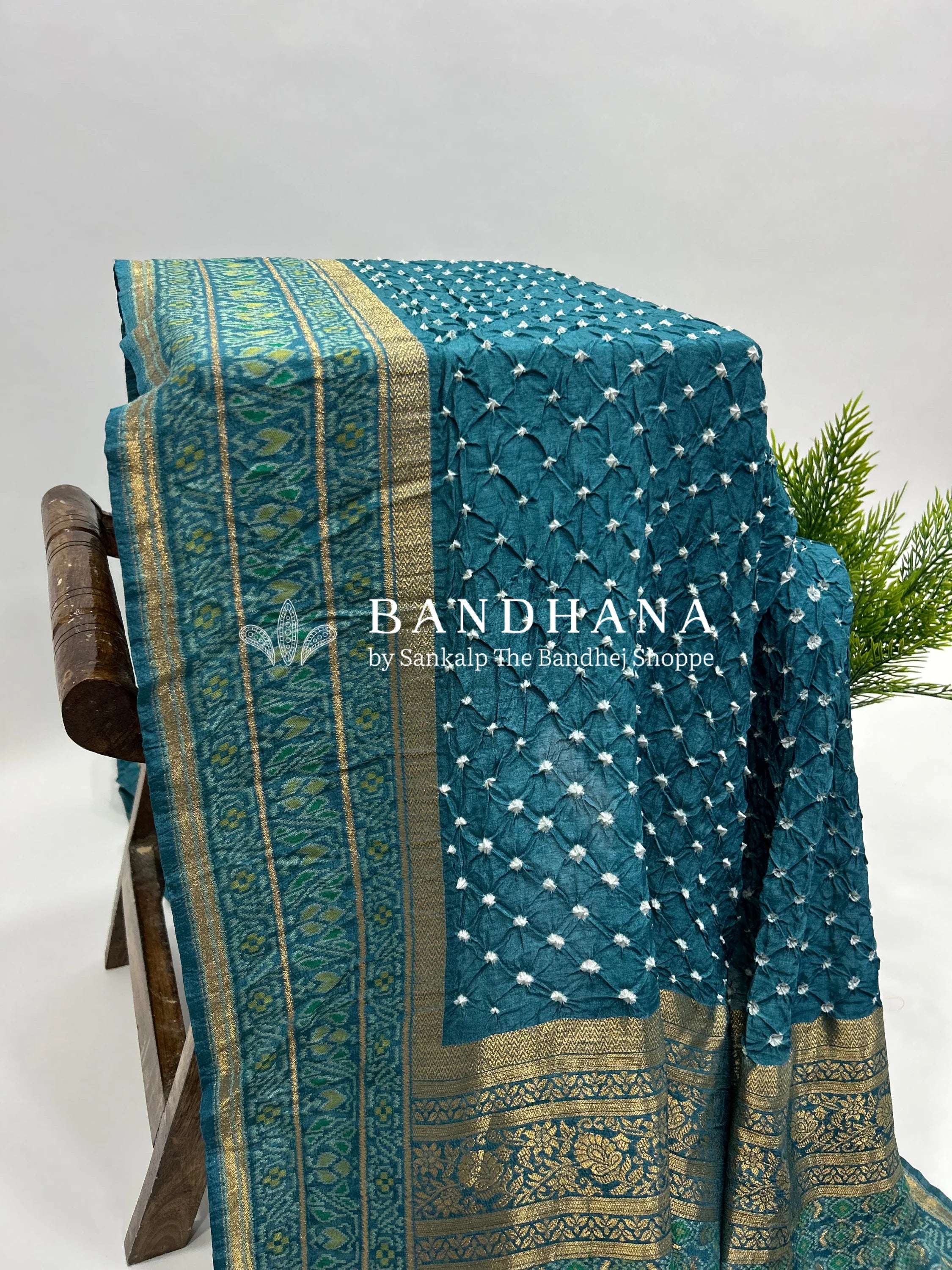 Sky Blue Color Malai Silk Single Dot Bandhani Saree skyblue / Malai Silk Sarees