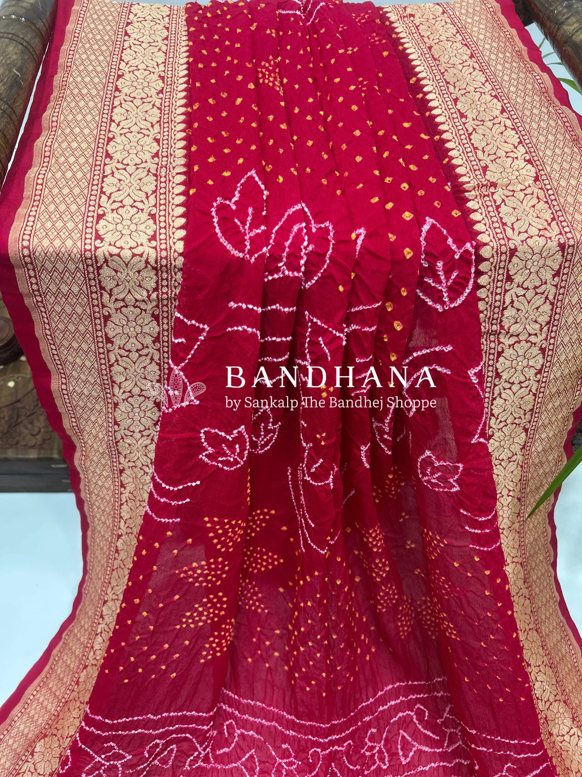 Strawberry Pink Georgette Bananrasi All Over Rai Bandhani Saree Sarees